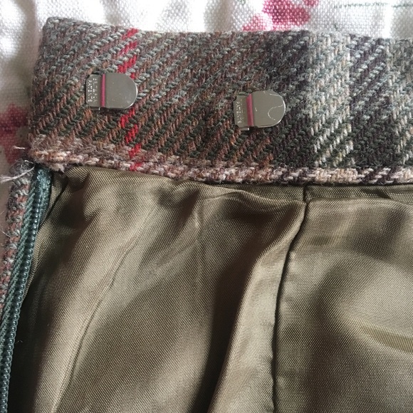 Burberry Authentic Plaid Wool Skirt - Picture 4 of 8